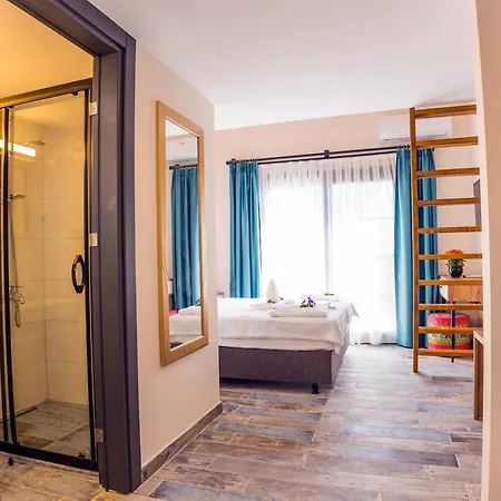 Julıetotel * Alaçatı